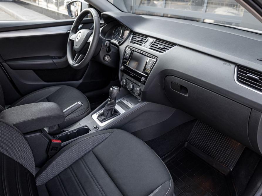 Skoda Octavia III (A7) Рестайлинг Казань  - изображение 8