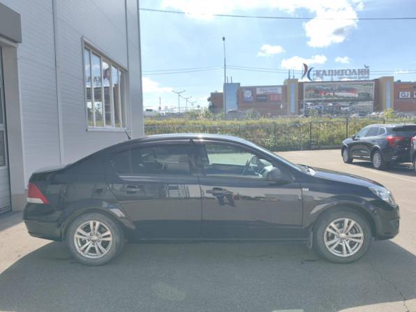 Opel Astra H Рестайлинг с пробегом 2011 года, цена 550 000 рублей, 222000 км, седан, Автокод Объявления