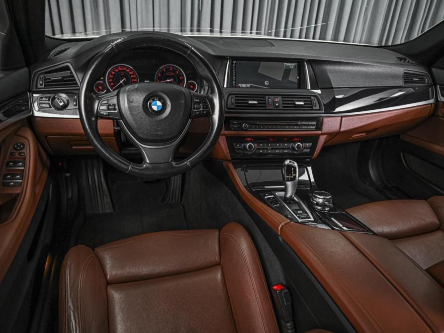 BMW 5 серии VI (F10/F11/F07) Рестайлинг Ставрополь  - изображение 6