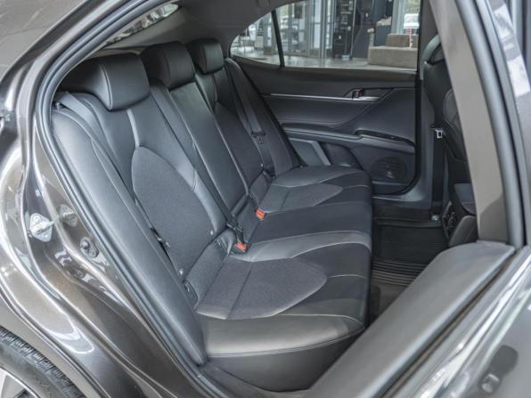Toyota Camry VIII (XV70) Рестайлинг с пробегом 2021 года, цена 2 430 000 рублей, 114279 км, седан, Автокод Объявления