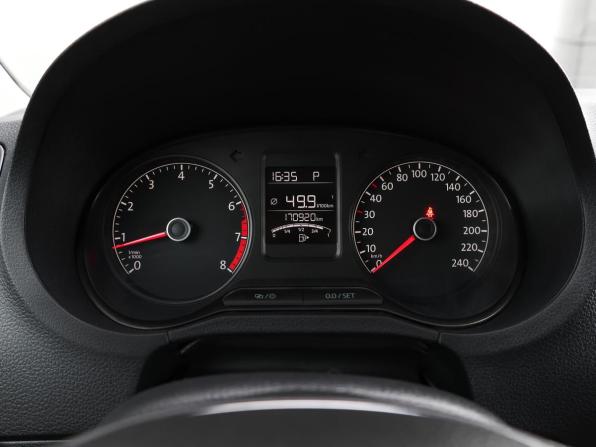 Volkswagen Polo V Рестайлинг с пробегом 2016 года, цена 898 000 рублей, 170917 км, седан, Автокод Объявления