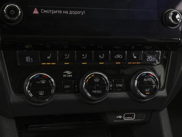 Skoda Octavia III (A7) Рестайлинг с пробегом 2020 года, цена 2 100 000 рублей, 148227 км, лифтбек, Автокод Объявления