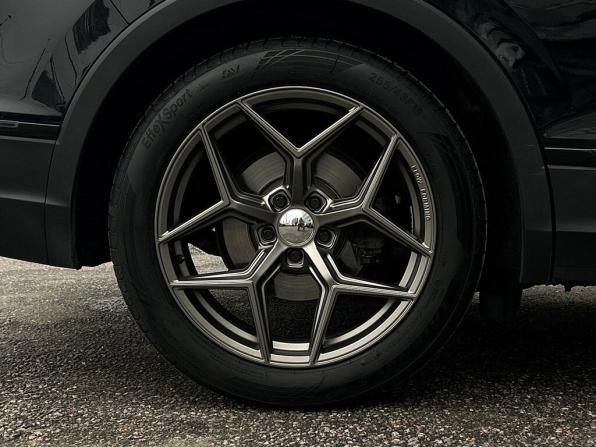 Volkswagen Tiguan II Рестайлинг с пробегом 2021 года, цена 2 541 600 рублей, 80105 км, внедорожник, Автокод Объявления