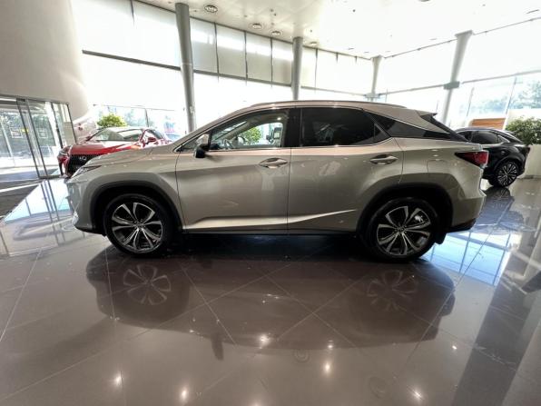 Lexus RX IV Рестайлинг с пробегом 2021 года, цена 4 973 000 рублей, 126703 км, внедорожник, Автокод Объявления