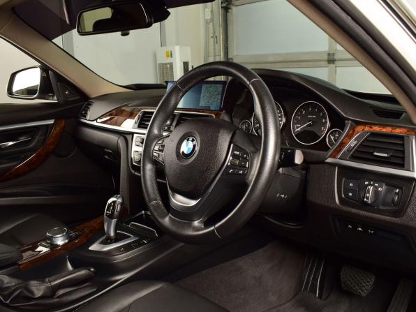 BMW 3 серии VI (F3x) Рестайлинг с пробегом 2017 года, цена 1 699 995 рублей, 71912 км, седан, Автокод Объявления