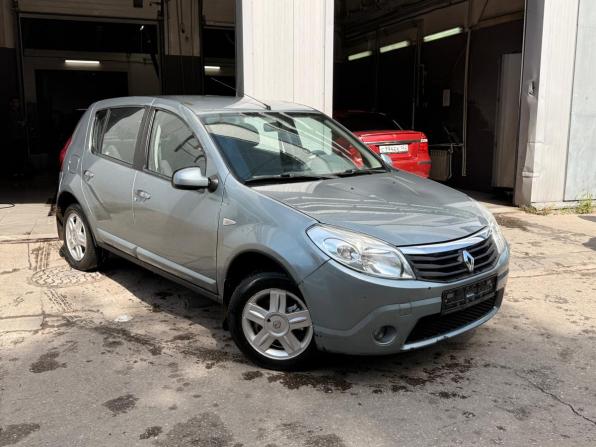 Renault Sandero I с пробегом 2011 года, цена 513 000 рублей, 172373 км, хэтчбек, Автокод Объявления