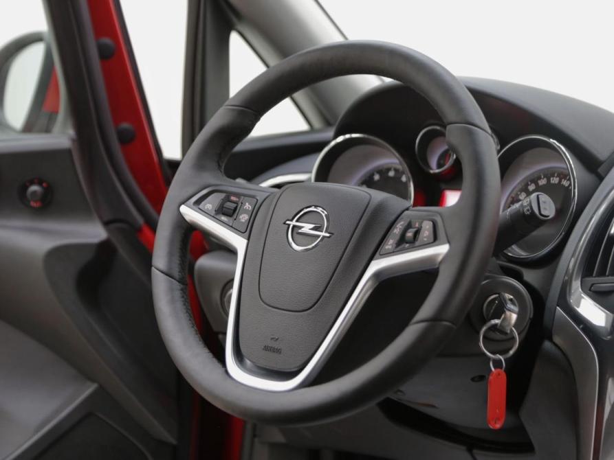 Opel Astra J Рестайлинг Москва  - изображение 8