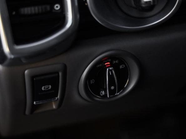 Porsche Cayenne II Рестайлинг (958) с пробегом 2015 года, цена 4 270 000 рублей, 186756 км, внедорожник, Автокод Объявления
