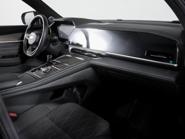 Geely Monjaro I с пробегом 2025 года, цена 3 999 000 рублей, 2500 км, внедорожник, Автокод Объявления