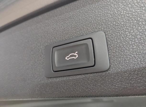 Audi Q5 I (8R) Рестайлинг с пробегом 2015 года, цена 2 890 000 рублей, 61048 км, внедорожник, Автокод Объявления