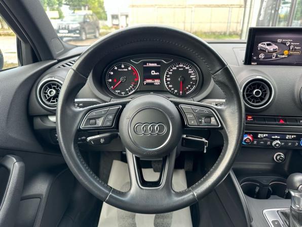 Audi A3 III (8V) Рестайлинг с пробегом 2018 года, цена 1 999 000 рублей, 104804 км, седан, Автокод Объявления