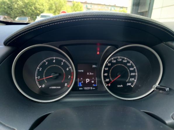 Mitsubishi Outlander II Рестайлинг с пробегом 2010 года, цена 1 100 000 рублей, 192319 км, внедорожник, Автокод Объявления