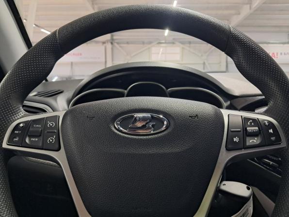 Lada (ВАЗ) Vesta I с пробегом 2018 года, цена 990 000 рублей, 191127 км, универсал, Автокод Объявления