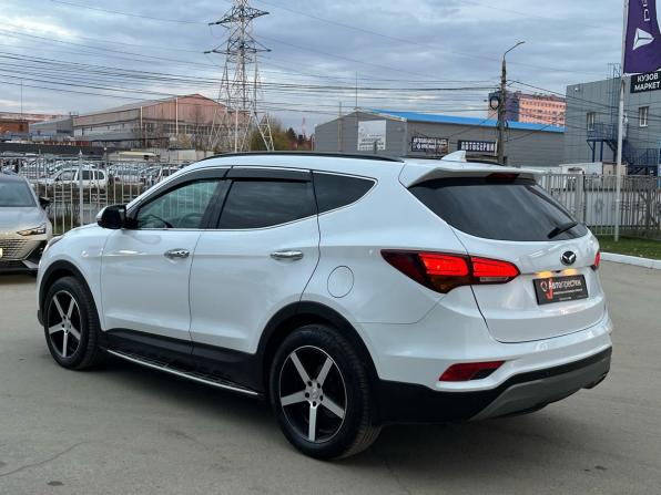 Hyundai Santa Fe III Рестайлинг с пробегом 2018 года, цена 2 390 000 рублей, 122000 км, внедорожник, Автокод Объявления