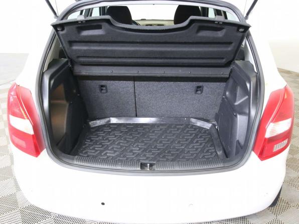 Skoda Fabia II Рестайлинг с пробегом 2011 года, цена 750 000 рублей, 129000 км, хэтчбек, Автокод Объявления