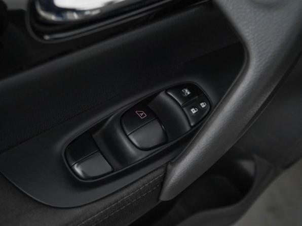 Nissan Qashqai II с пробегом 2017 года, цена 1 879 999 рублей, 76487 км, внедорожник, Автокод Объявления