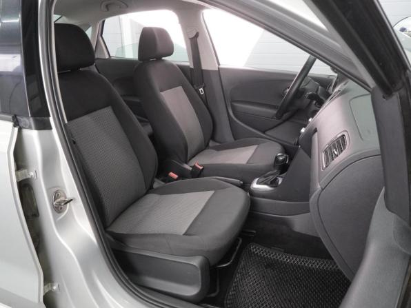 Volkswagen Polo V с пробегом 2012 года, цена 749 000 рублей, 104947 км, седан, Автокод Объявления