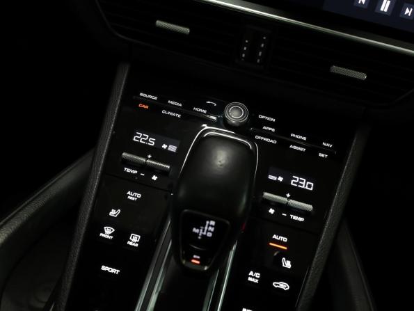 Porsche Cayenne III с пробегом 2019 года, цена 4 553 470 рублей, 157485 км, внедорожник, Автокод Объявления