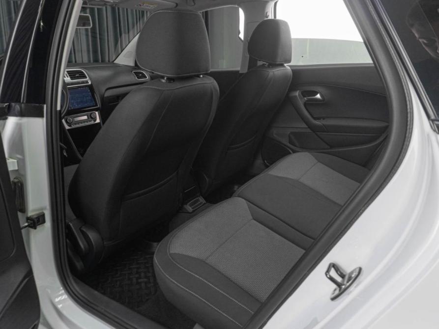 Volkswagen Polo V Рестайлинг Тюмень  - изображение 12