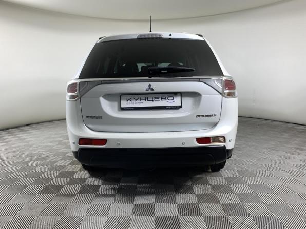 Mitsubishi Outlander III с пробегом 2013 года, цена 1 490 000 рублей, 160012 км, внедорожник, Автокод Объявления