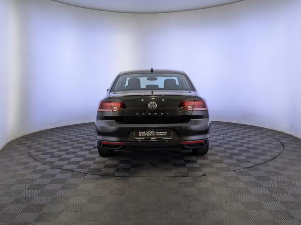 Volkswagen Passat B8 Рестайлинг с пробегом 2020 года, цена 2 500 000 рублей, 33972 км, седан, Автокод Объявления