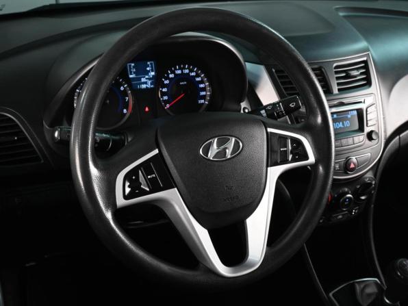 Hyundai Solaris I Рестайлинг с пробегом 2014 года, цена 1 079 000 рублей, 113842 км, седан, Автокод Объявления