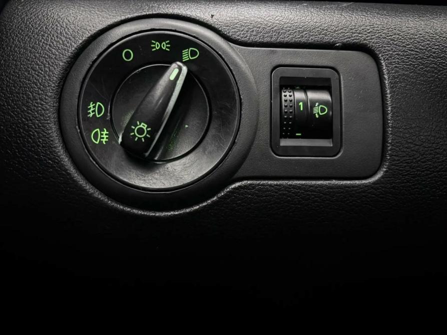 Skoda Octavia I (A4) Рестайлинг Псков  - изображение 18