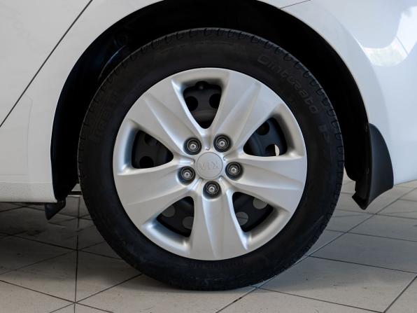 Kia Cerato III Рестайлинг (Classic) с пробегом 2019 года, цена 1 370 000 рублей, 74017 км, седан, Автокод Объявления