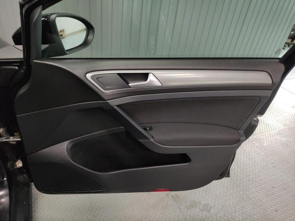 Volkswagen Golf VII с пробегом 2014 года, цена 850 000 рублей, 140197 км, хэтчбек, Автокод Объявления