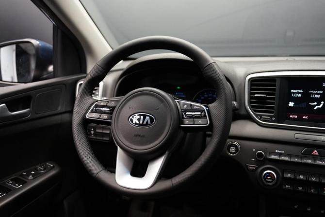 Kia Sportage IV Рестайлинг с пробегом 2020 года, цена 2 551 000 рублей, 122370 км, внедорожник, Автокод Объявления