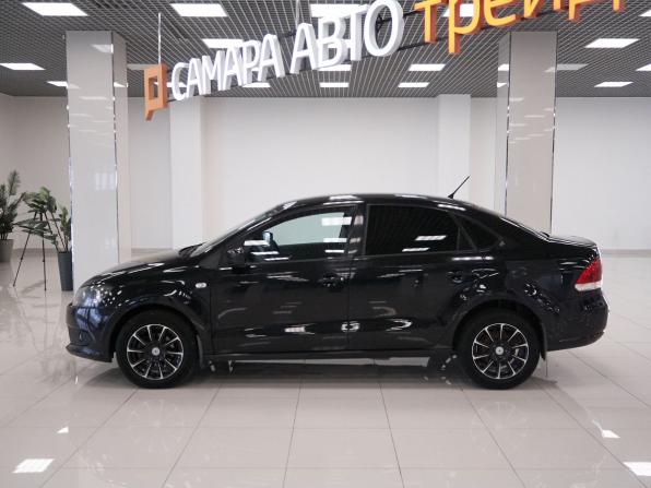 Volkswagen Polo V с пробегом 2014 года, цена 728 000 рублей, 130314 км, седан, Автокод Объявления