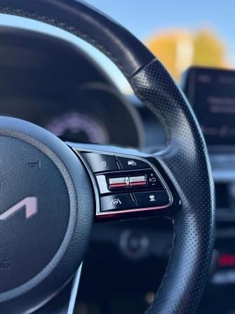 Kia Cerato IV Рестайлинг с пробегом 2022 года, цена 2 480 000 рублей, 70200 км, седан, Автокод Объявления