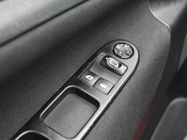 Peugeot 207 I с пробегом 2008 года, цена 380 000 рублей, 124633 км, хэтчбек, Автокод Объявления