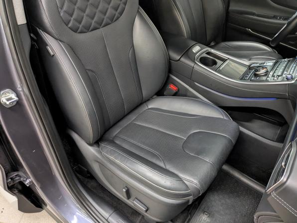 Hyundai Santa Fe IV Рестайлинг с пробегом 2022 года, цена 4 400 000 рублей, 41762 км, внедорожник, Автокод Объявления