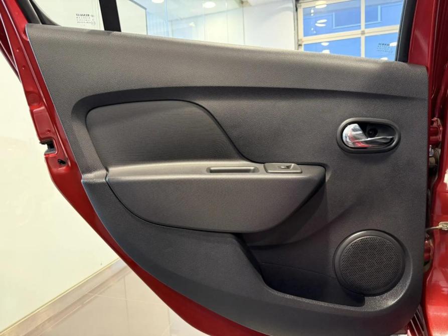 Renault Sandero II Рестайлинг Подольск  - изображение 15
