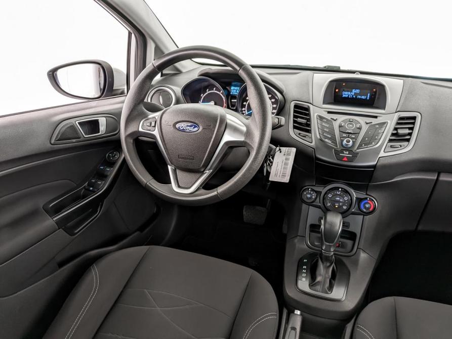 Ford Fiesta Mk6 Рестайлинг Санкт-Петербург  - изображение 26