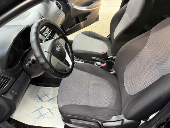 Hyundai Solaris I с пробегом 2011 года, цена 699 000 рублей, 244571 км, седан, Автокод Объявления