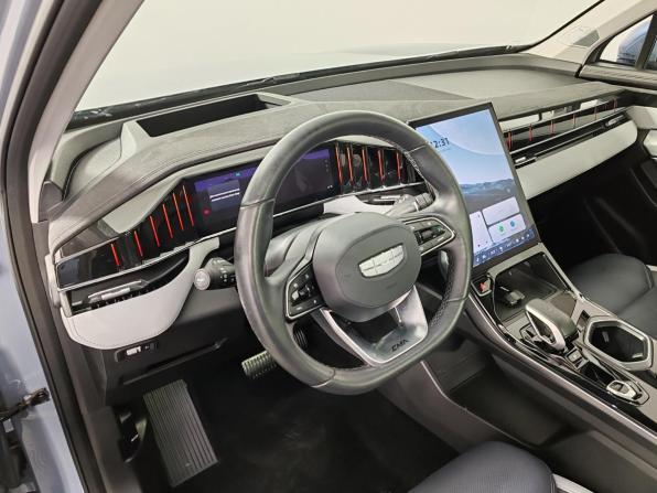 Geely Atlas II с пробегом 2024 года, цена 2 999 000 рублей, 42352 км, внедорожник, Автокод Объявления