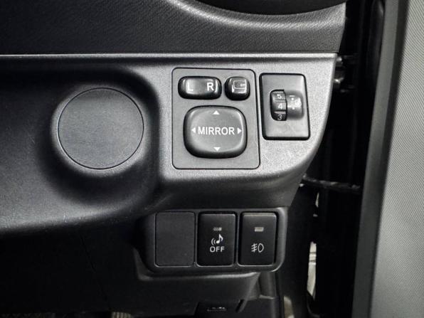 Toyota Aqua I с пробегом 2012 года, цена 779 000 рублей, 146000 км, хэтчбек, Автокод Объявления
