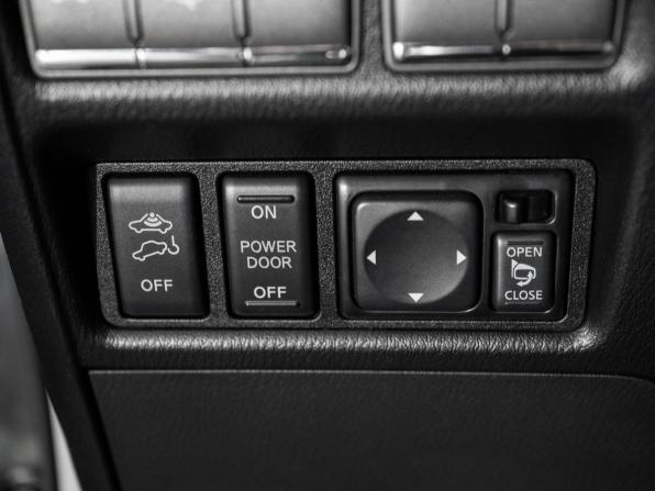 Nissan Patrol VI (Y62) с пробегом 2011 года, цена 2 120 000 рублей, 230801 км, внедорожник, Автокод Объявления