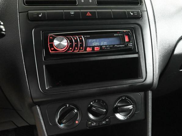 Volkswagen Polo V с пробегом 2011 года, цена 540 000 рублей, 264805 км, седан, Автокод Объявления
