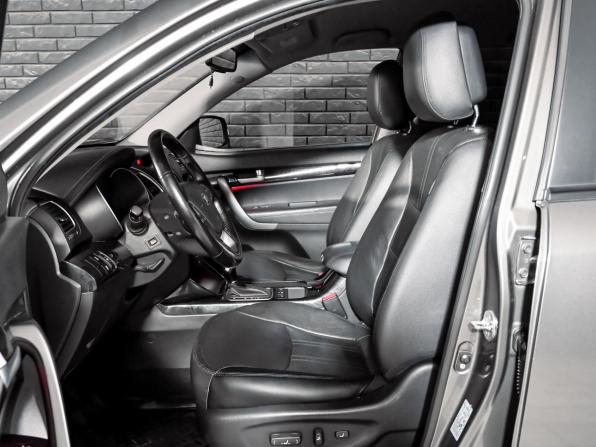 Kia Sorento II Рестайлинг с пробегом 2015 года, цена 1 900 000 рублей, 216462 км, внедорожник, Автокод Объявления