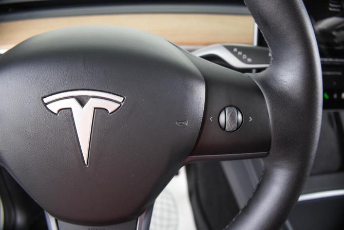 Tesla Model Y I с пробегом 2022 года, цена 4 199 000 рублей, 55300 км, внедорожник, Автокод Объявления