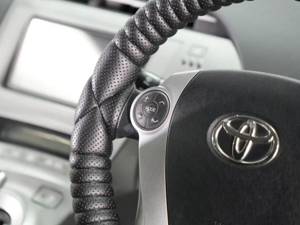 Toyota Prius III Рестайлинг (XW30) с пробегом 2014 года, цена 1 210 000 рублей, 199625 км, лифтбек, Автокод Объявления