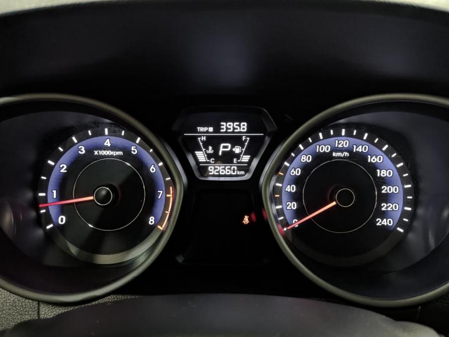 Hyundai Elantra V (MD) Рестайлинг Москва  - изображение 16