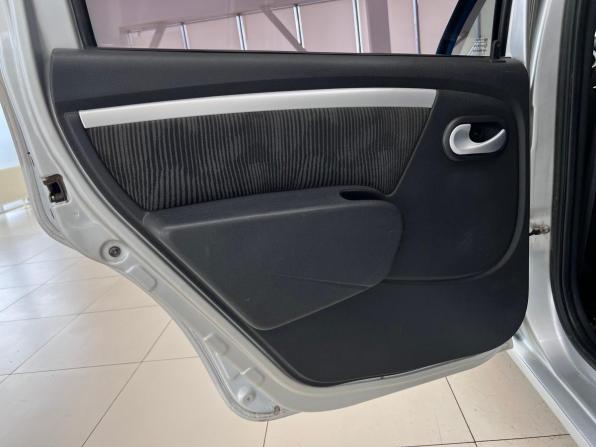 Renault Logan I Рестайлинг с пробегом 2013 года, цена 730 000 рублей, 123980 км, седан, Автокод Объявления