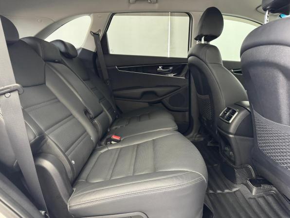 Kia Sorento III Prime Рестайлинг с пробегом 2019 года, цена 2 895 000 рублей, 62961 км, внедорожник, Автокод Объявления