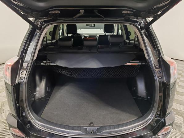 Toyota RAV4 IV (XA40) Рестайлинг с пробегом 2017 года, цена 2 375 000 рублей, 202694 км, внедорожник, Автокод Объявления