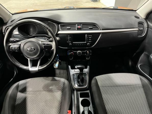 Kia Rio IV с пробегом 2017 года, цена 1 315 000 рублей, 89419 км, седан, Автокод Объявления
