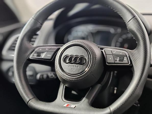 Audi Q3 I (8U) с пробегом 2013 года, цена 1 399 000 рублей, 215001 км, внедорожник, Автокод Объявления